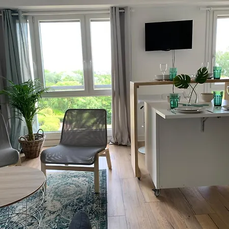 Cosy, Proche Paris, Parking Gratuit * Pontoise